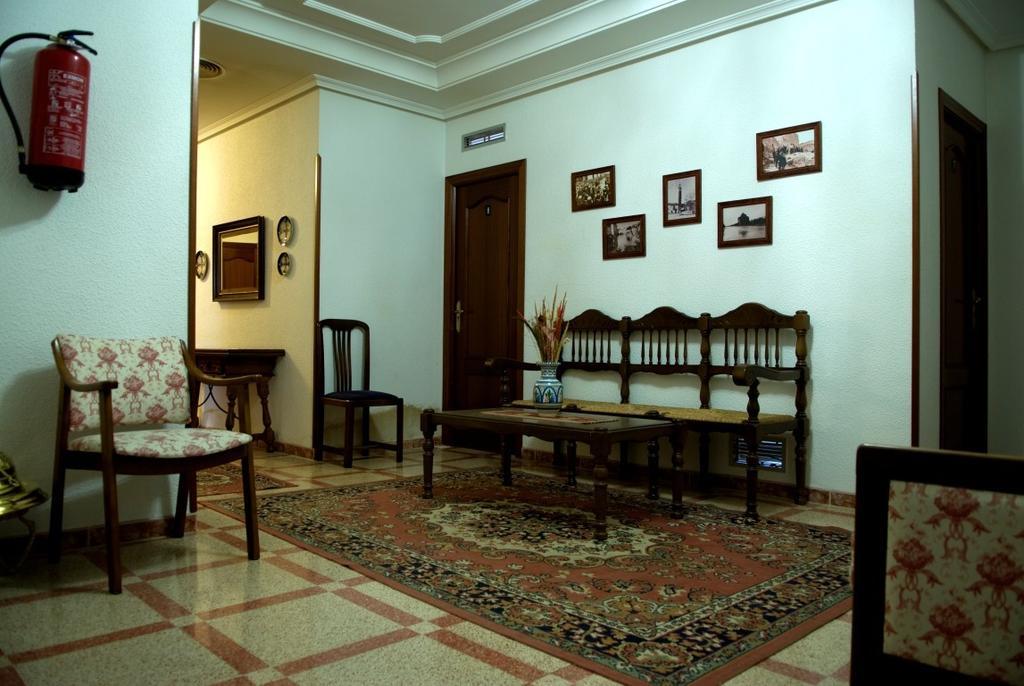 Hostal San Poul Консуэгра Экстерьер фото